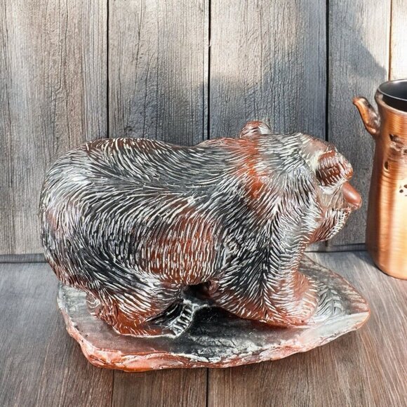 Fait Au Canada Made by Vanstone Vancouver Bear With Fish Figurine Made In Canada - Picture 2 of 16